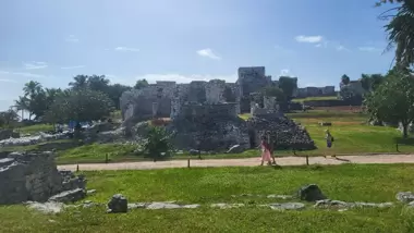 Mollys Adventures Mexiko Tulum Gebäude